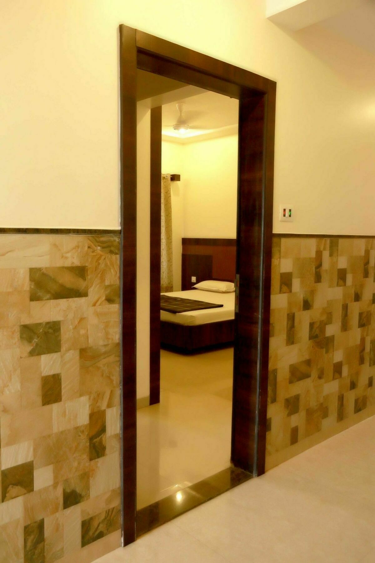 Hotel Sai Ramanand Shirdi Ngoại thất bức ảnh