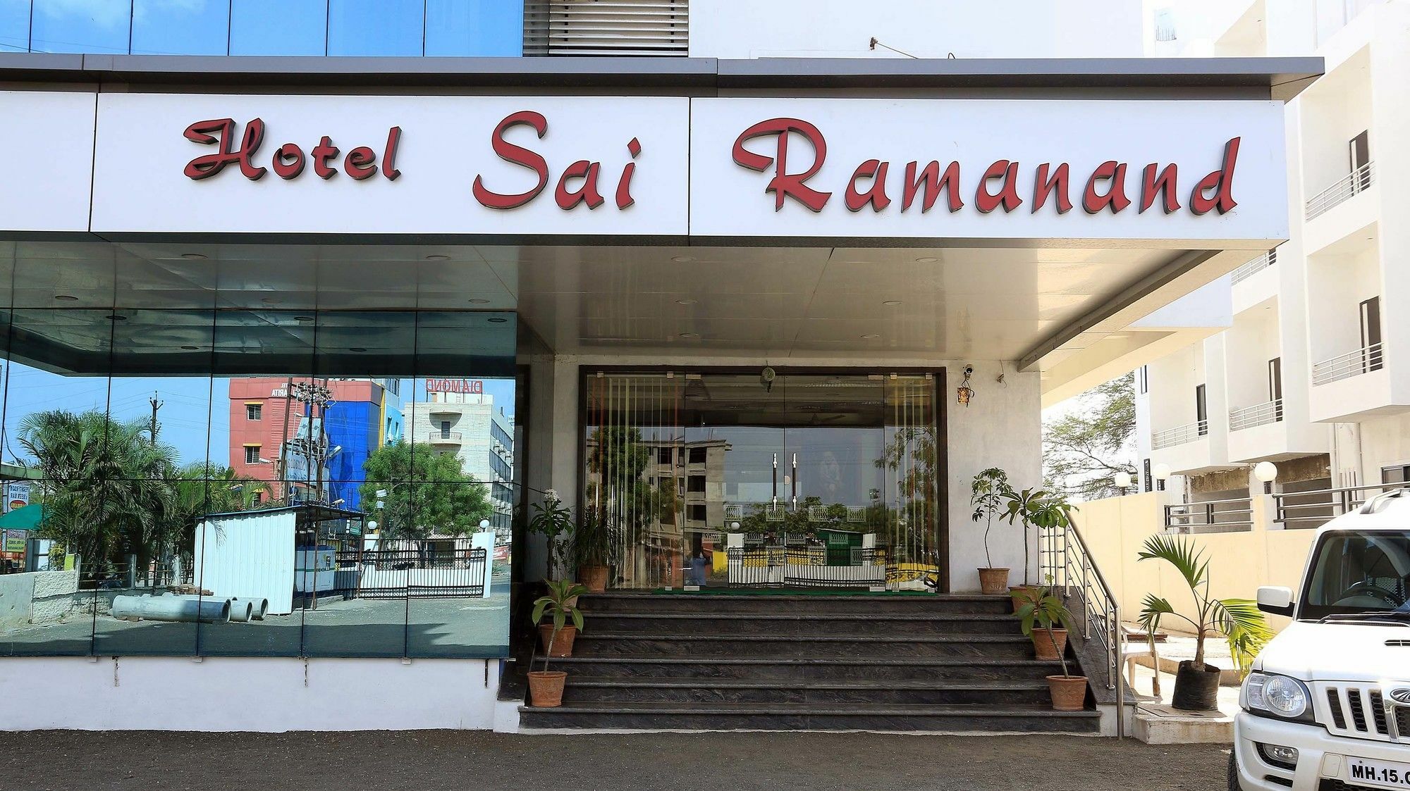 Hotel Sai Ramanand Shirdi Ngoại thất bức ảnh